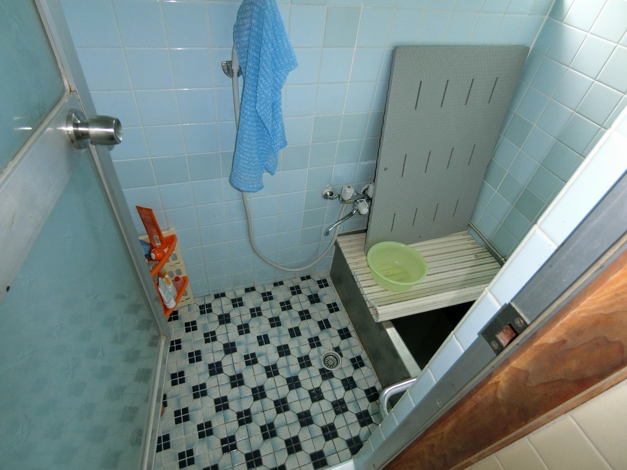 【茨木市】Ｉ様/浴室・玄関扉入替イメージ