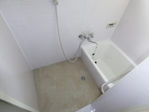 【茨木市】Ｉ様/浴室・玄関扉入替イメージ