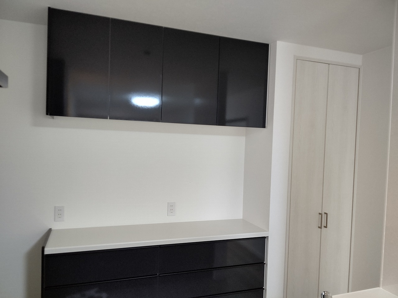 【茨木市】E様/クロス貼替・扉外しイメージ