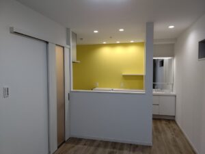 【茨木市】E様/クロス貼替・扉外しイメージ