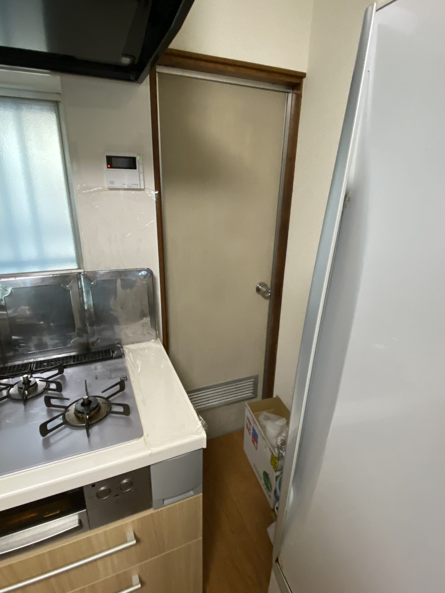 【高槻市】K様/玄関扉・勝手口交換イメージ