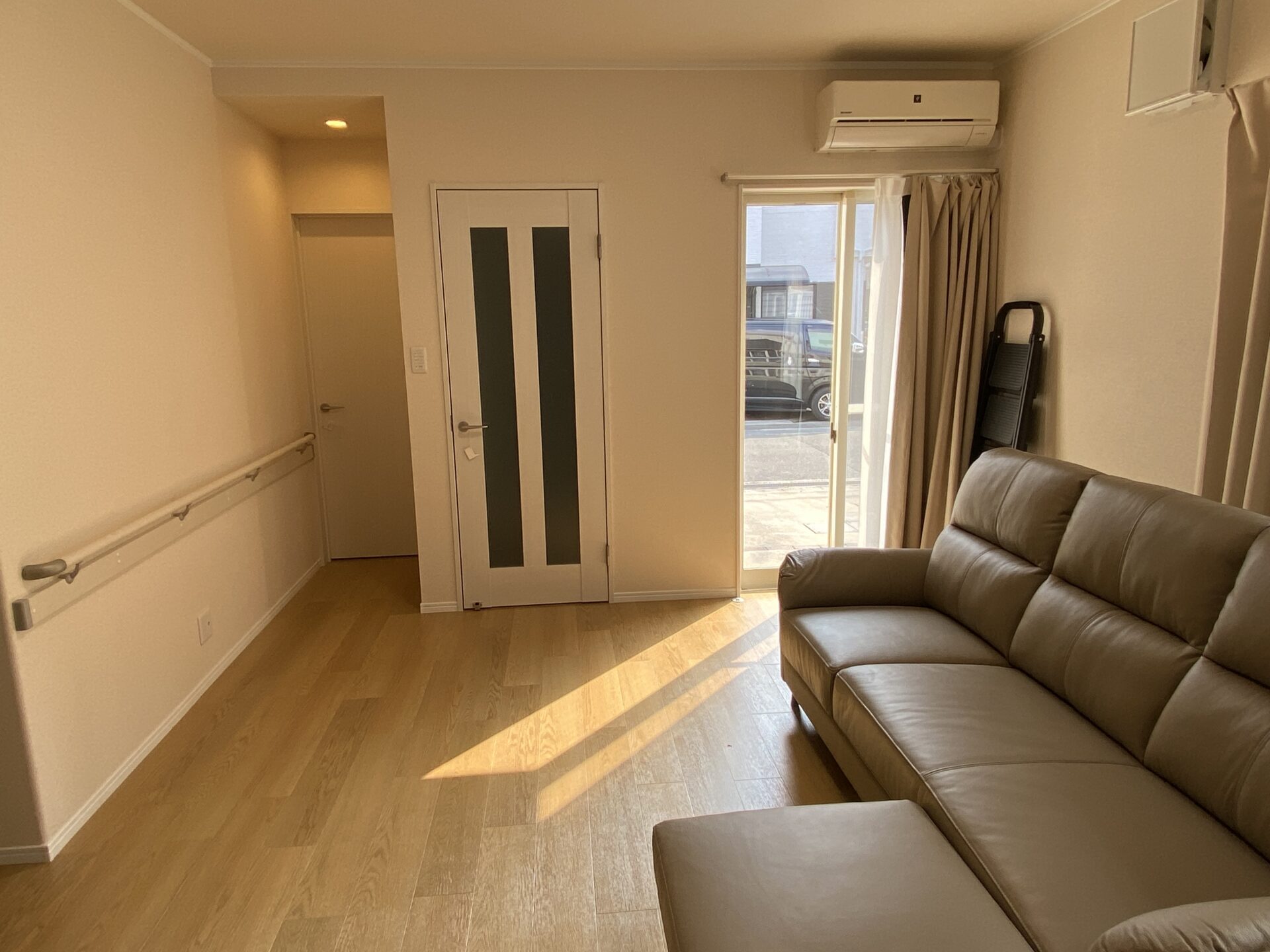 【茨木市】H様/LDK全面改装/手摺設置イメージ